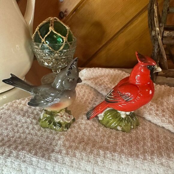 Ceramic Cardinal and Sparrow Figurines - Picture 2 of 5